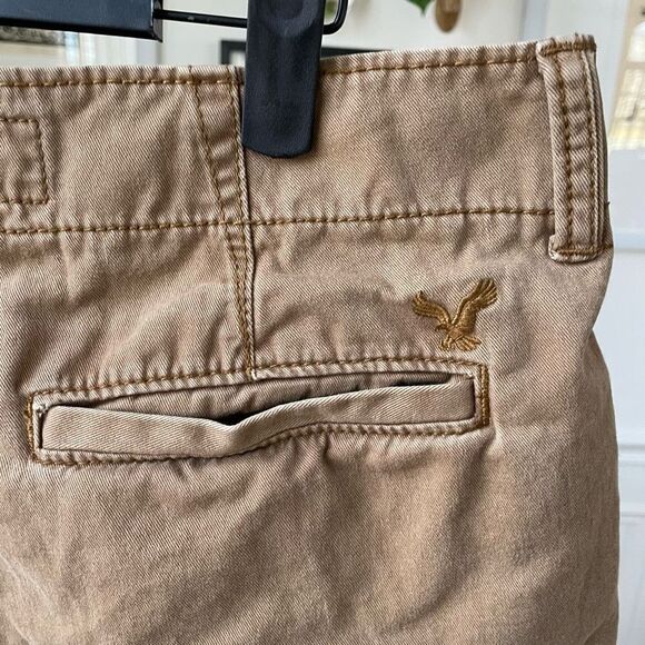 American Eagle Khaki Tan Flat Front Shorts 30 x 9.25” - Picture 4 of 8